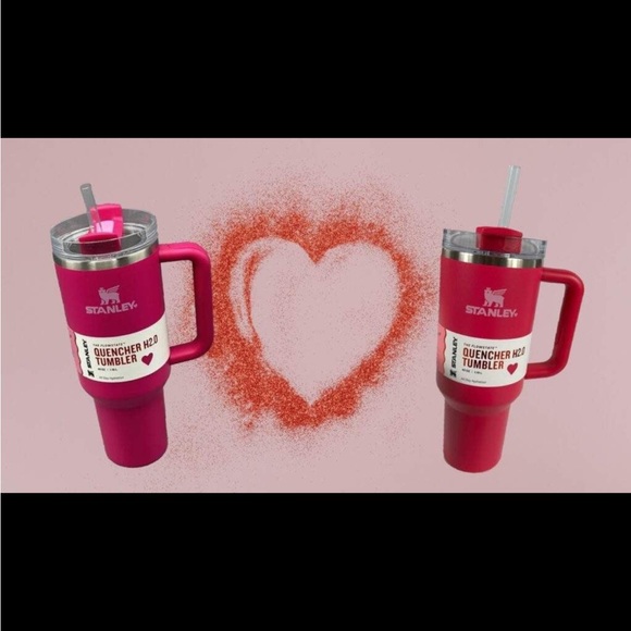Stanley 40 oz Target Exclusive Quencher H2.0 Valentines Red Limited Edition NIB - Picture 5 of 16